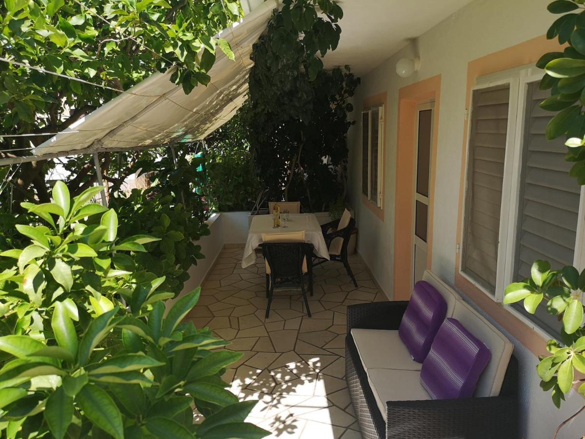 Apartments & Rooms Anita Hvar Town Exterior photo