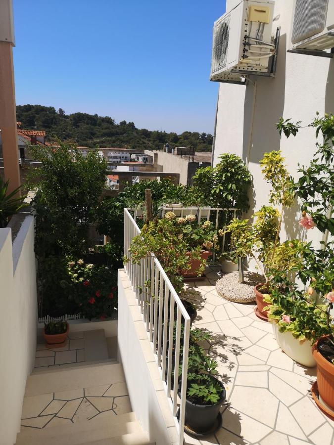 Apartments & Rooms Anita Hvar Town Exterior photo