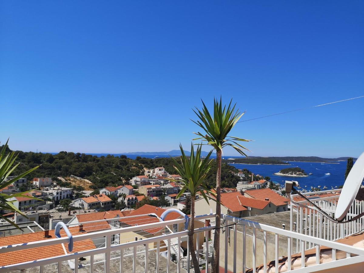 Apartments & Rooms Anita Hvar Town Exterior photo