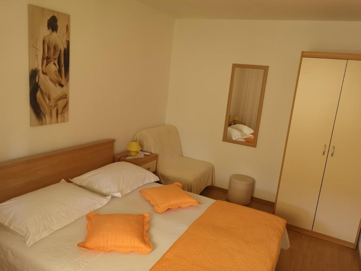 Apartments & Rooms Anita Hvar Town Exterior photo