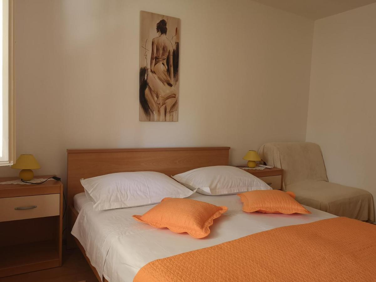 Apartments & Rooms Anita Hvar Town Exterior photo