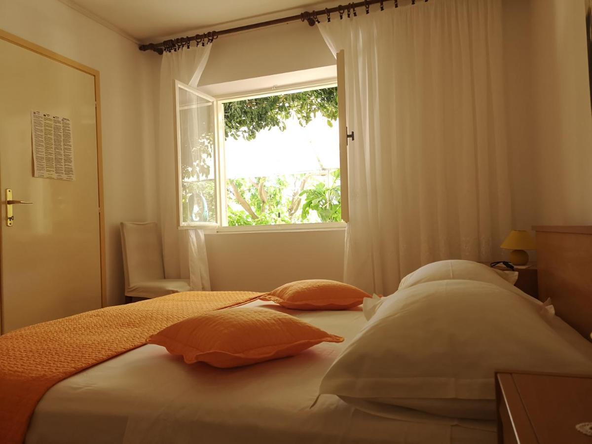 Apartments & Rooms Anita Hvar Town Exterior photo