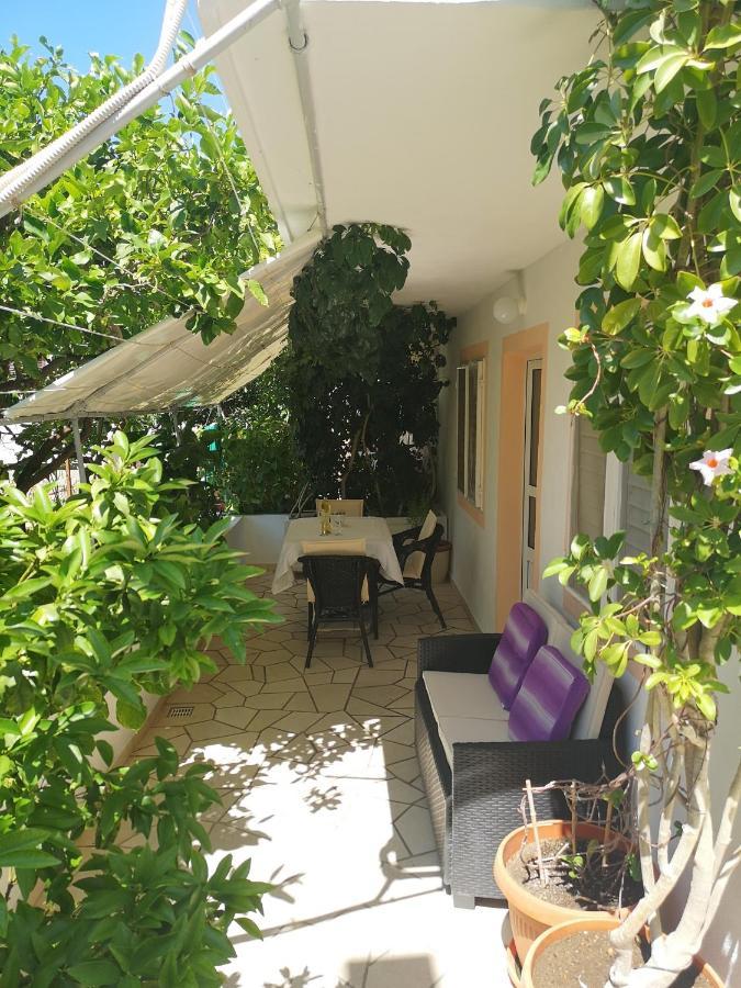 Apartments & Rooms Anita Hvar Town Exterior photo
